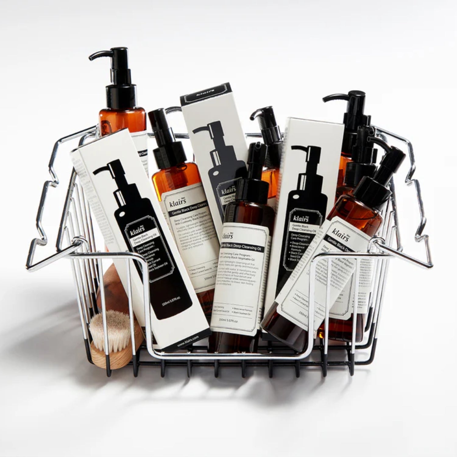 KLAIRS® Gentle Black Deep Cleansing Oil (150ml)